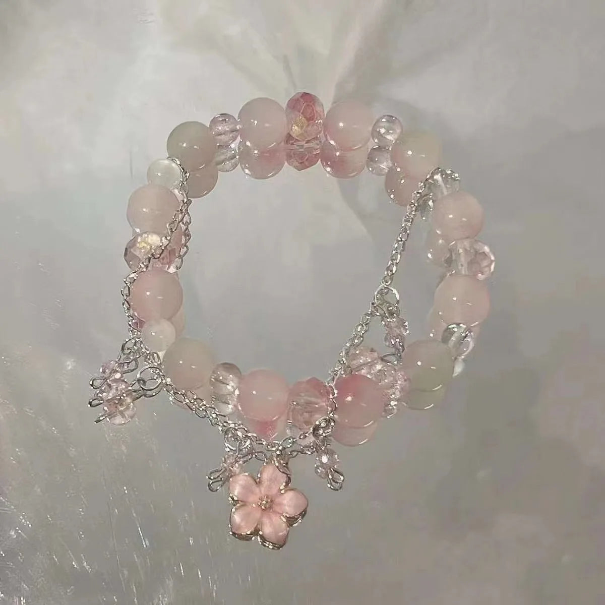 Exquisite Stone Bracelet Elegant Lily of The Valley Flower Pendant Elastic Beaded Bracelets for Women Party Jewellery Gift