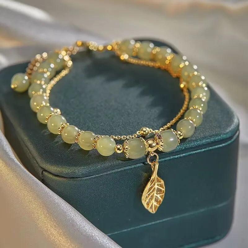 Exquisite Stone Bracelet Elegant Lily of The Valley Flower Pendant Elastic Beaded Bracelets for Women Party Jewellery Gift