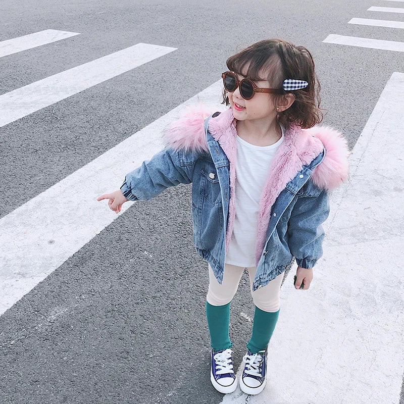 Girl Toddler winter Denim Jacket with Soft Pink Hoodie Lining – Stylish & Comfortable