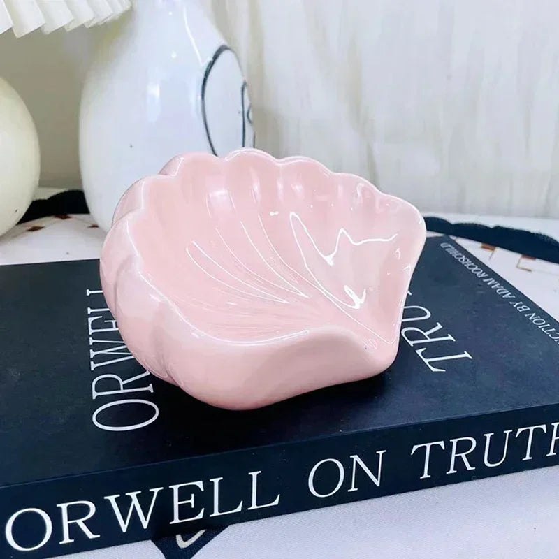 Creative Shell Ceramic Soap Dish