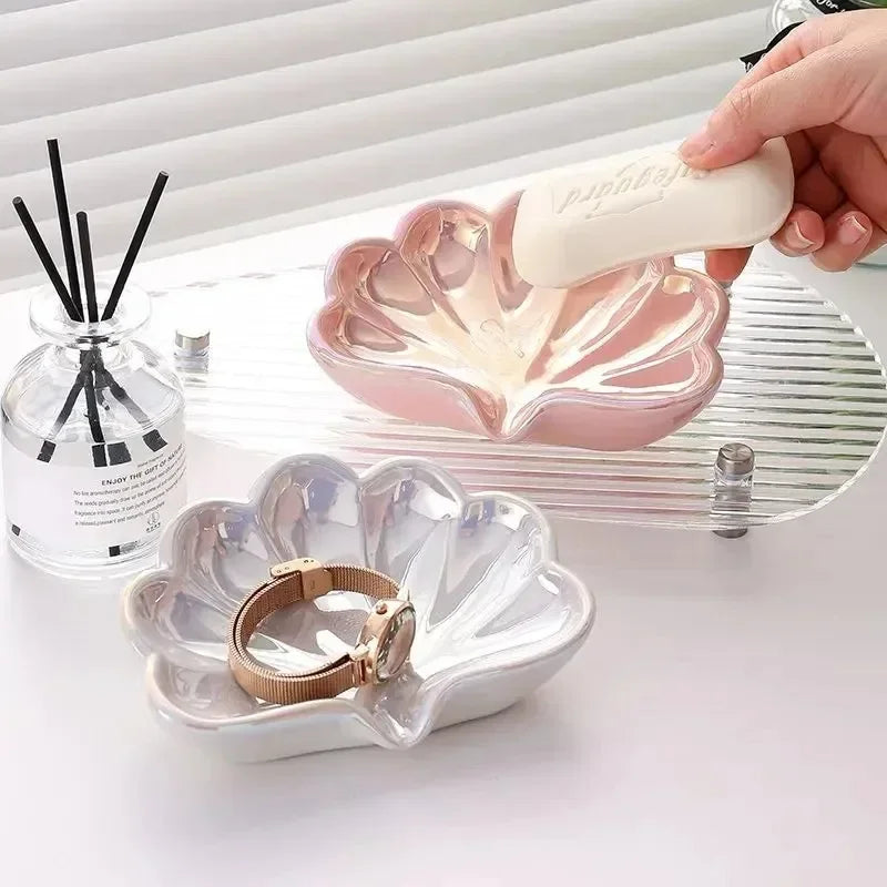 Creative Shell Ceramic Soap Dish